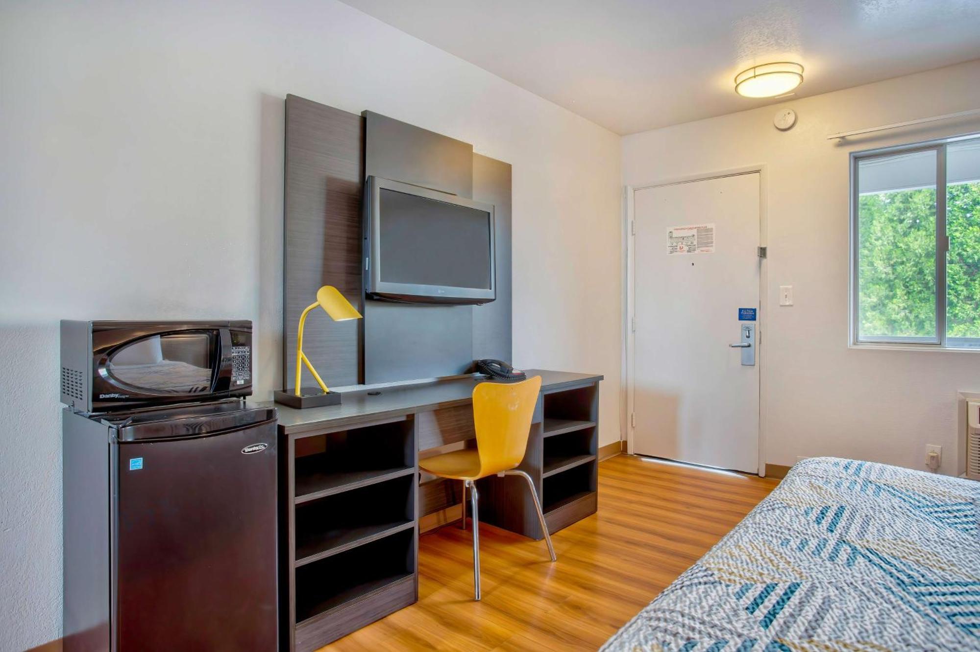 Motel 6-Salem, Or - Expo Center מראה חיצוני תמונה