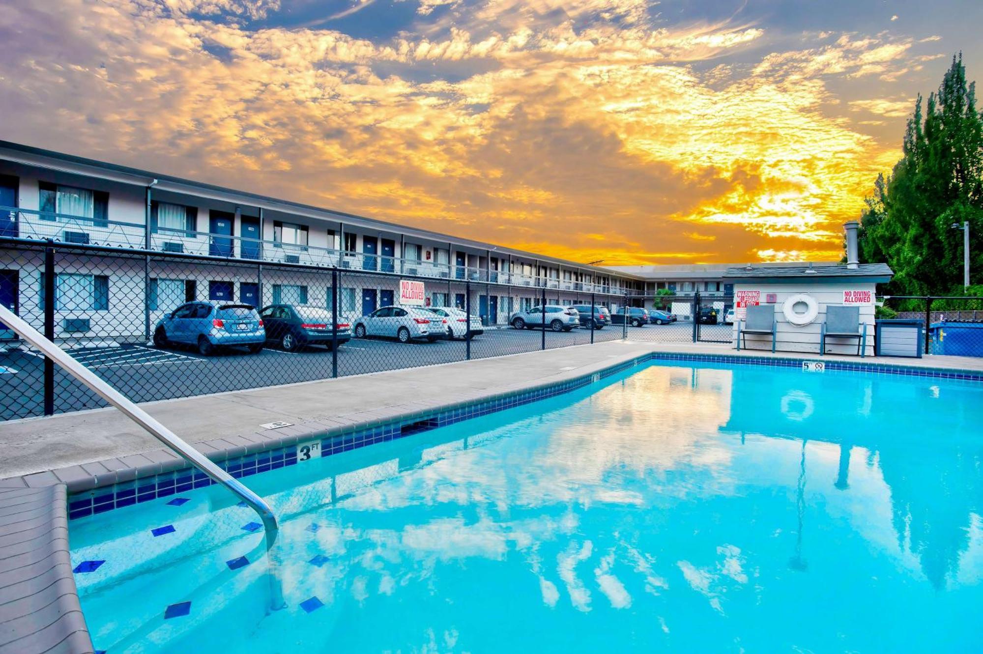 Motel 6-Salem, Or - Expo Center מראה חיצוני תמונה