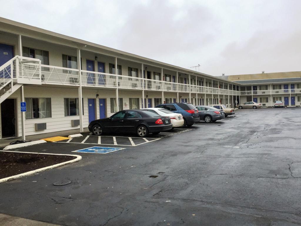 Motel 6-Salem, Or - Expo Center מראה חיצוני תמונה